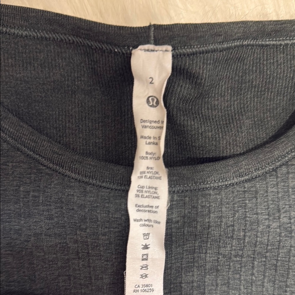 Lululemon top - Picture 2 of 3